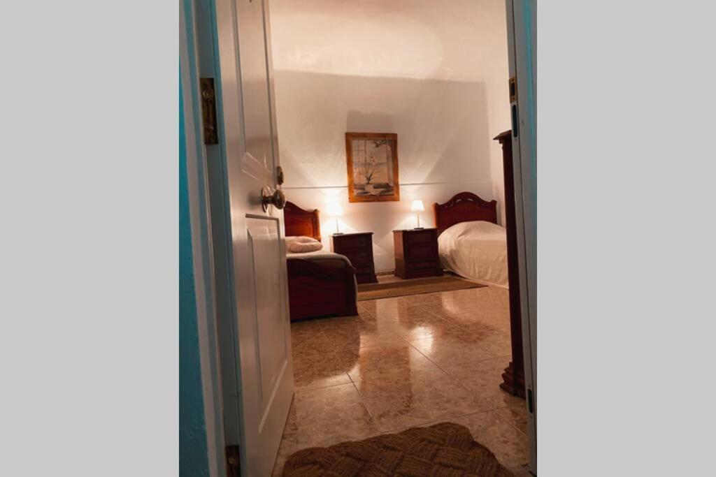 Large 90M2 Canary Apartment, Nice View, Location ! Puerto de Santiago  Eksteriør bilde